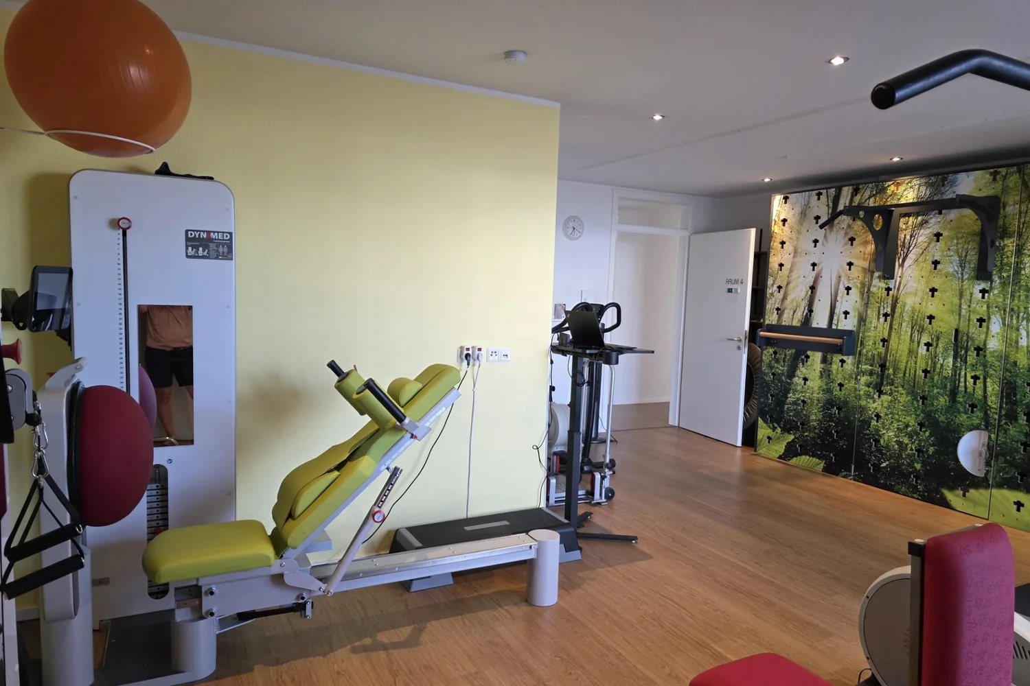 Trainingsgerät für die Kräftigung der Beine